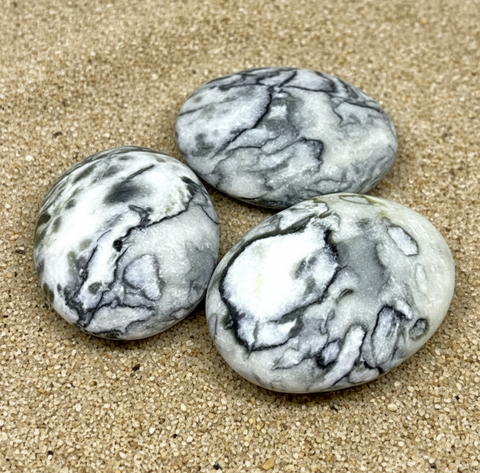 Black Lace Serpentine Palm Stone