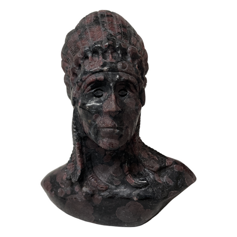 Garnet Indian Bust 16.5cm