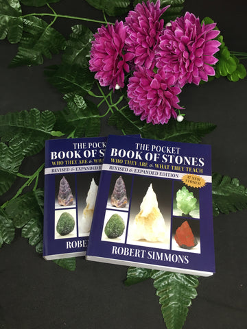 The Pocket Book Of Stones - Robert Simmons