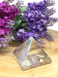 Angel Aura Pyramid #447 - 4.5cm